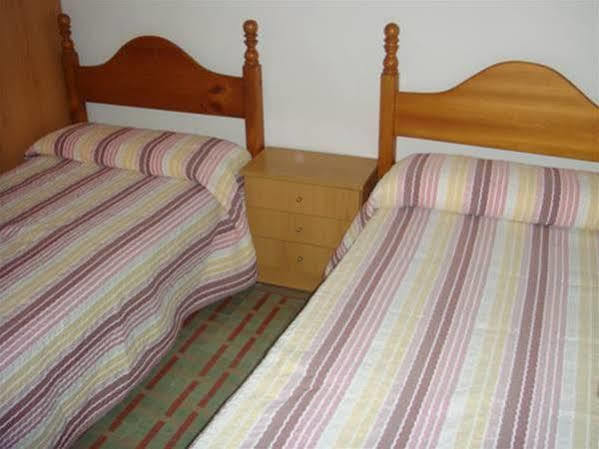 Hostal Villa Mercedes Чипиона Екстериор снимка